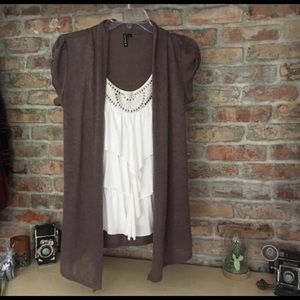 EUC! HeartSoul ruffled blouse sz M